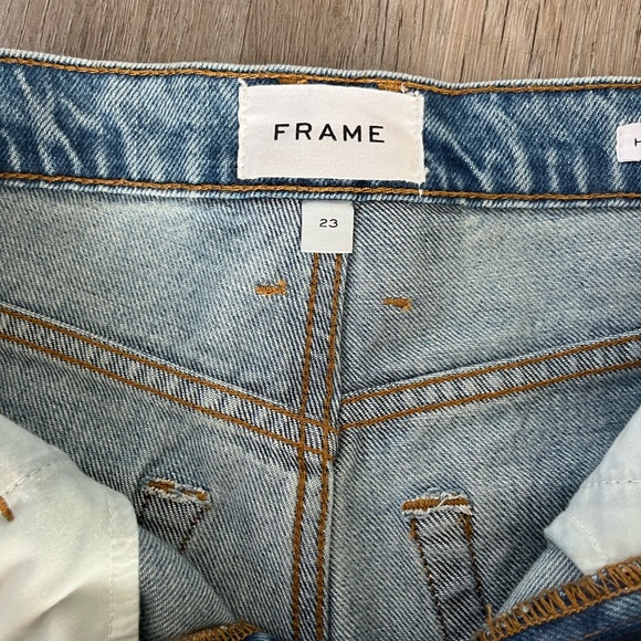 High ‘tight wide leg Frame jeans size 23 - Picture 3 of 5